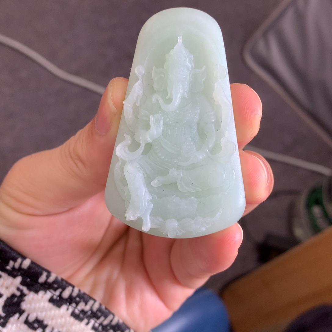 定制翡翠未镶嵌翡翠