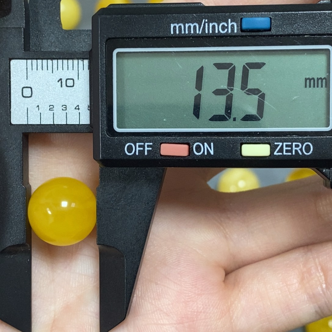 ****️琥珀未镶嵌裸石纯天然