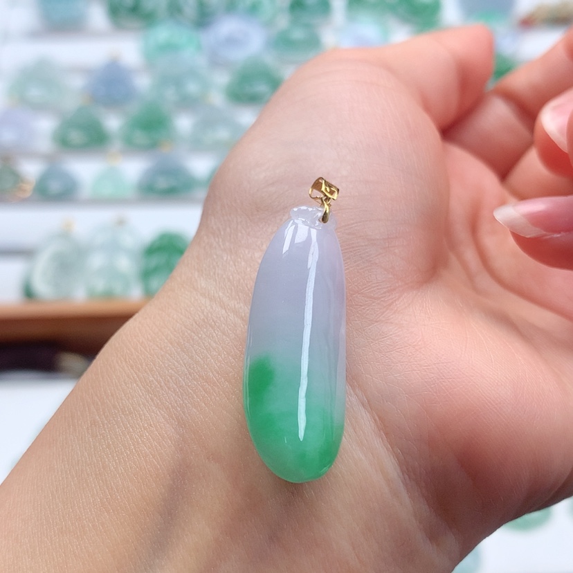 【闪购商品】翡翠吊坠(赠链)18K金镶嵌