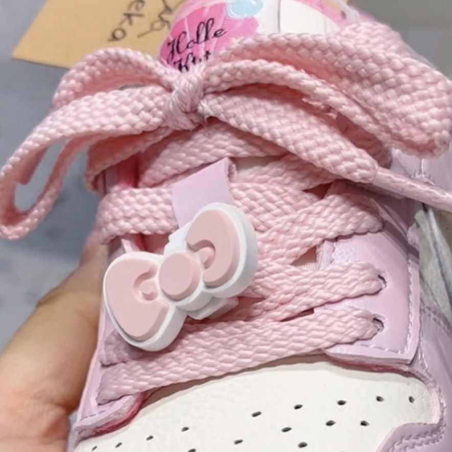 :汐汐麦卡韩版童鞋2025新款KT