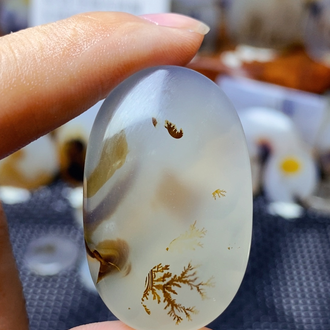 玛瑙/玉髓未镶嵌珠宝半成品