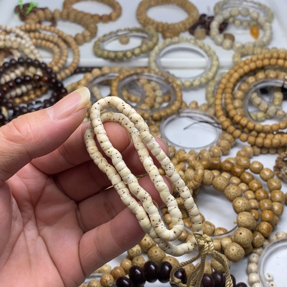 星月菩提吊坠D****?星月大肠