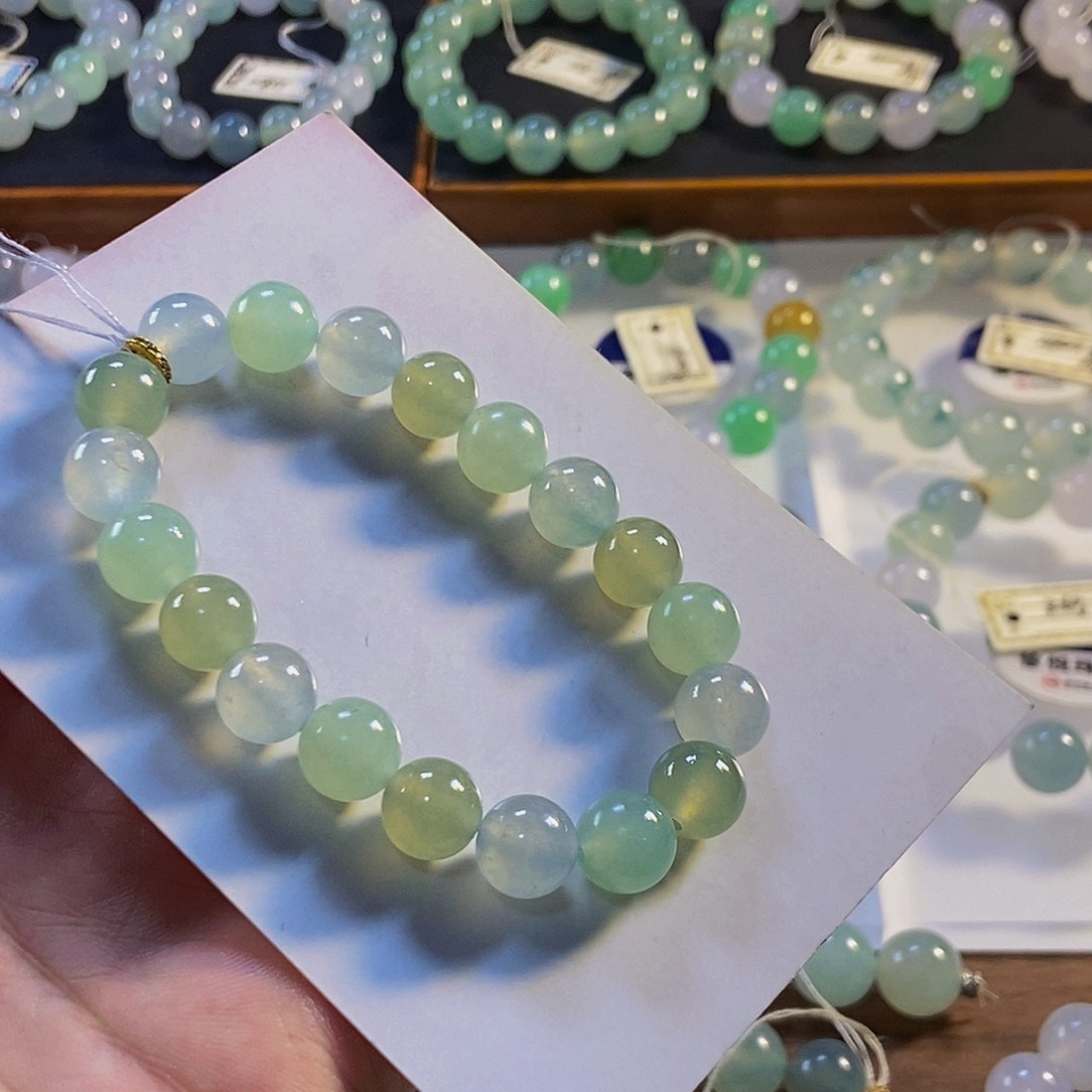 定制翡翠未镶嵌翡翠手串卡10