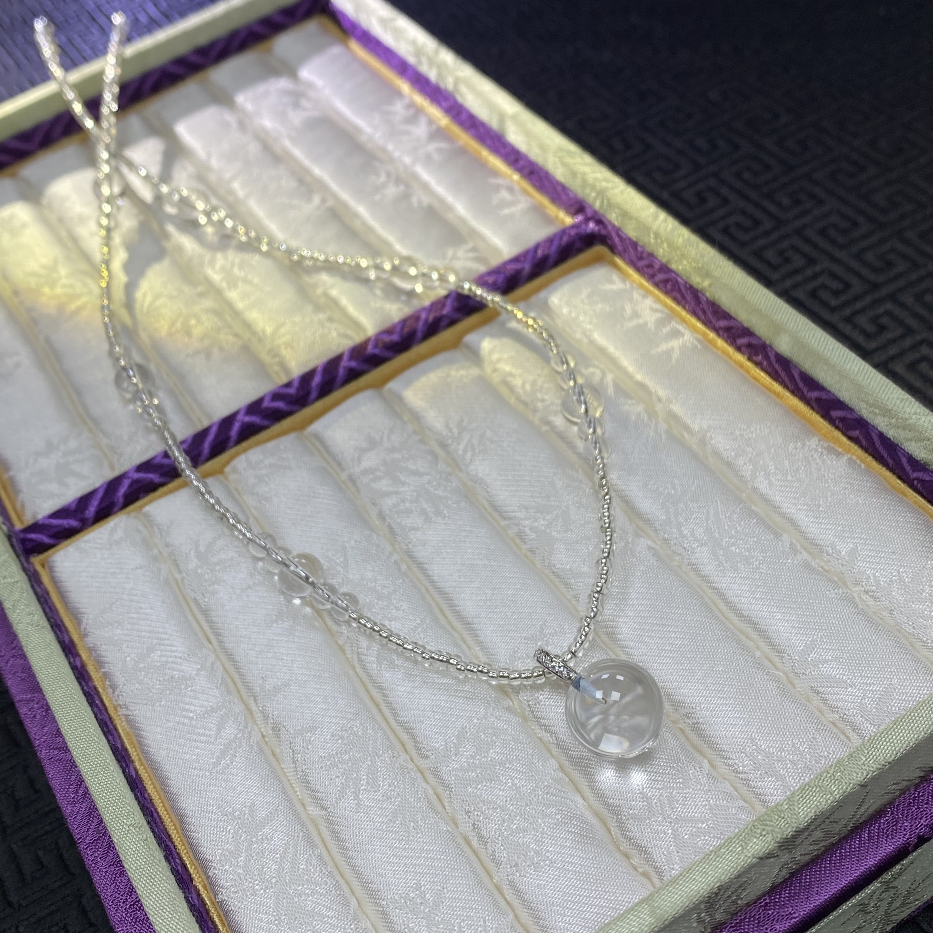 【水晶系列】时尚白水晶轻奢百搭套链吊坠，多样性发货1件 