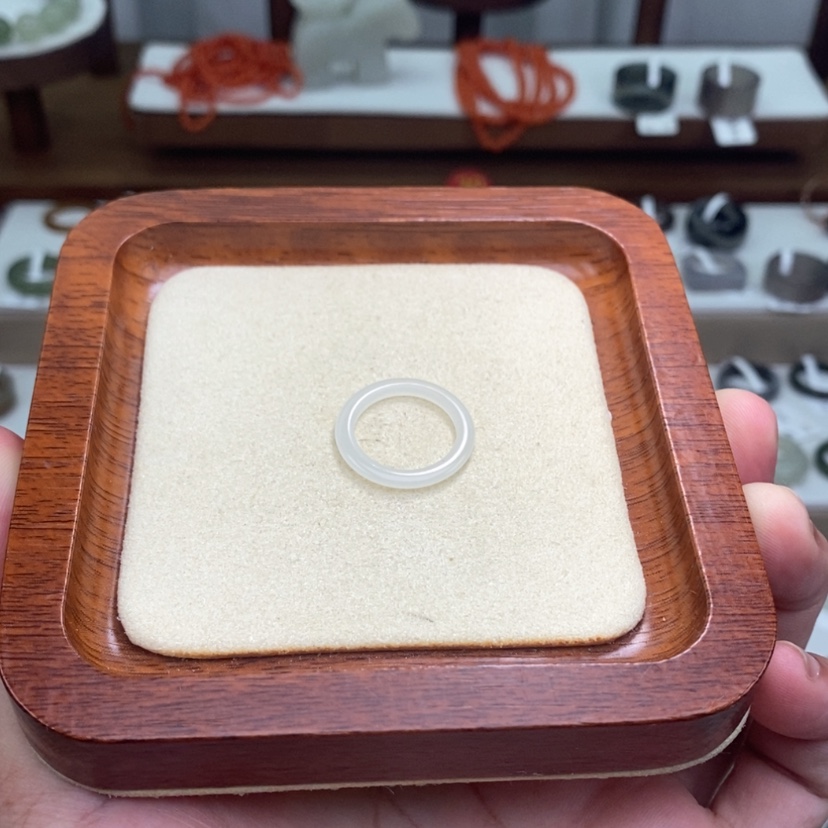 【闪购商品】未镶嵌戒指和田玉