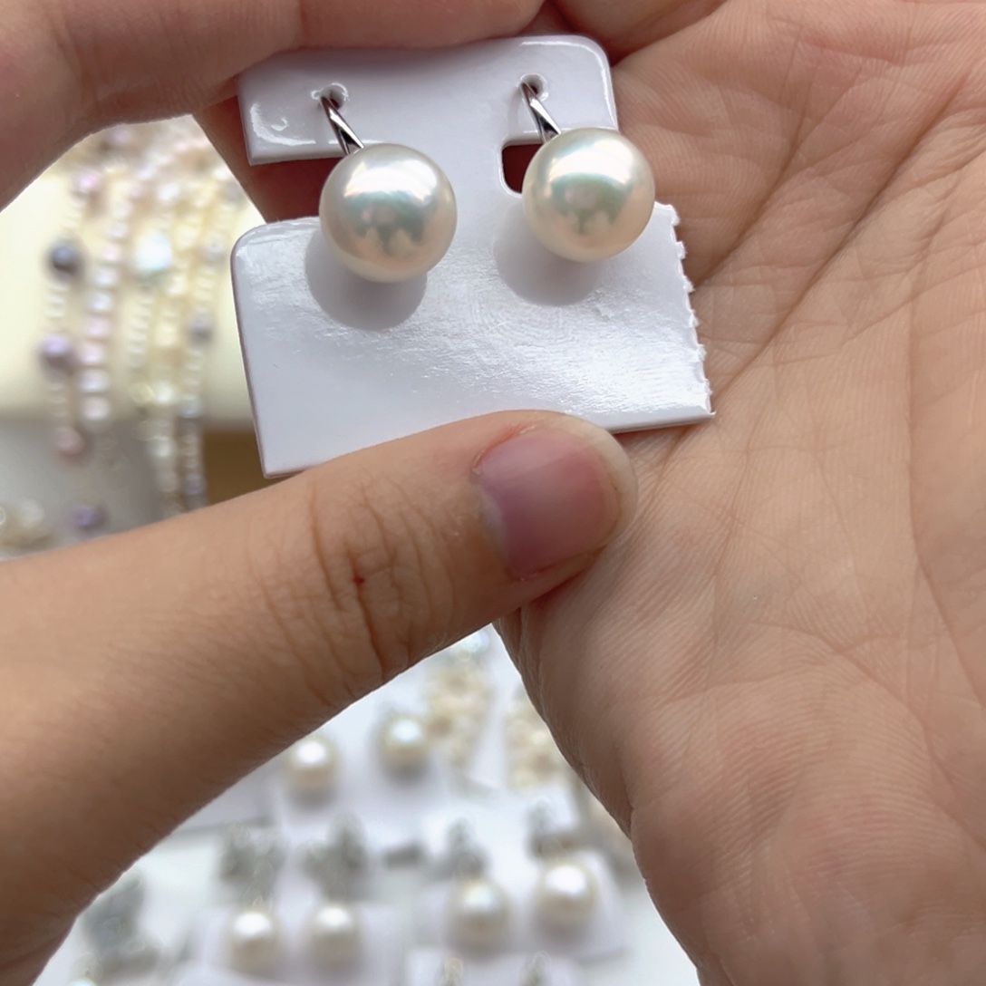 颈饰未镶嵌淡水珍珠