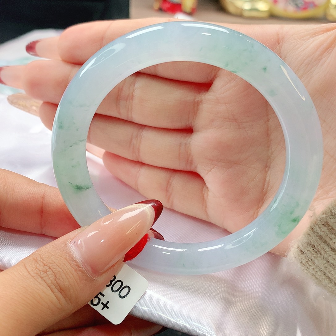 翡翠未镶嵌手镯缅甸天然翡翠