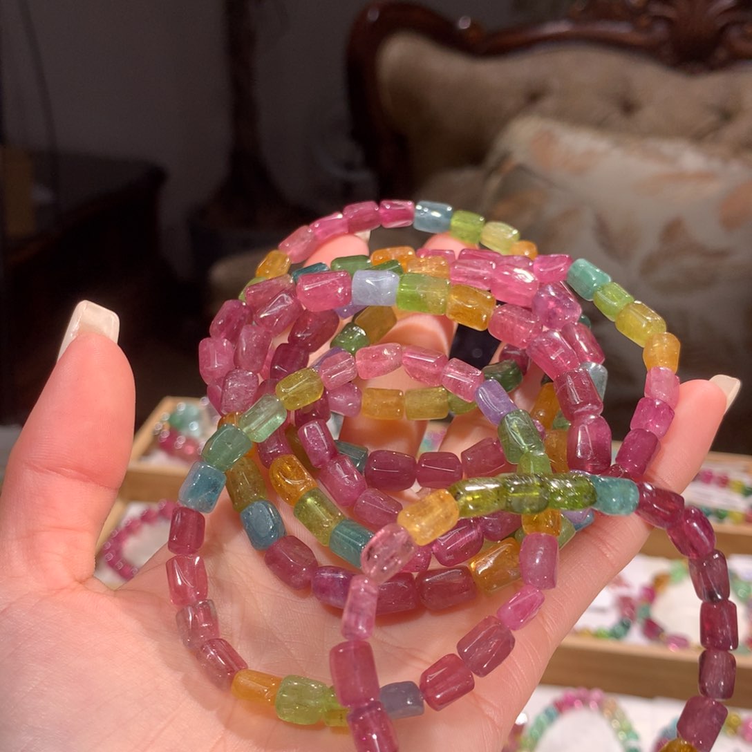 碧玺多样性发货一件未镶嵌