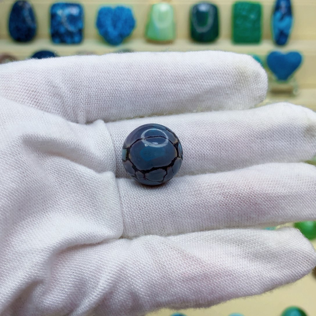 绿松石绿松石未镶嵌