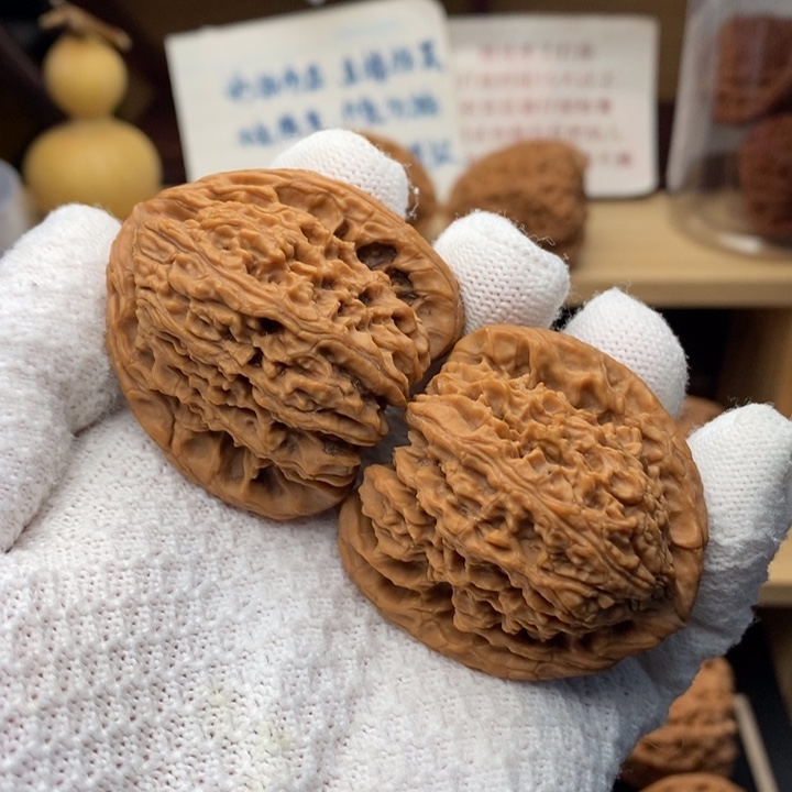 吊坠文玩核桃三角拉丝凹底炮41尺1108