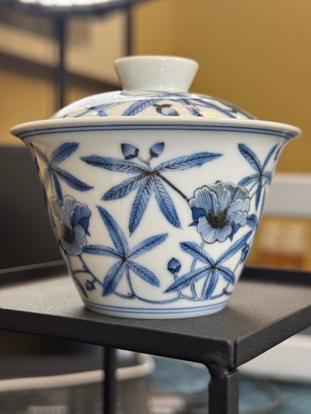 小楼听雨柴窑茶花盖碗