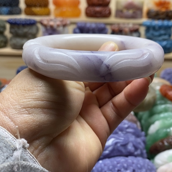 未镶嵌手镯石英质玉