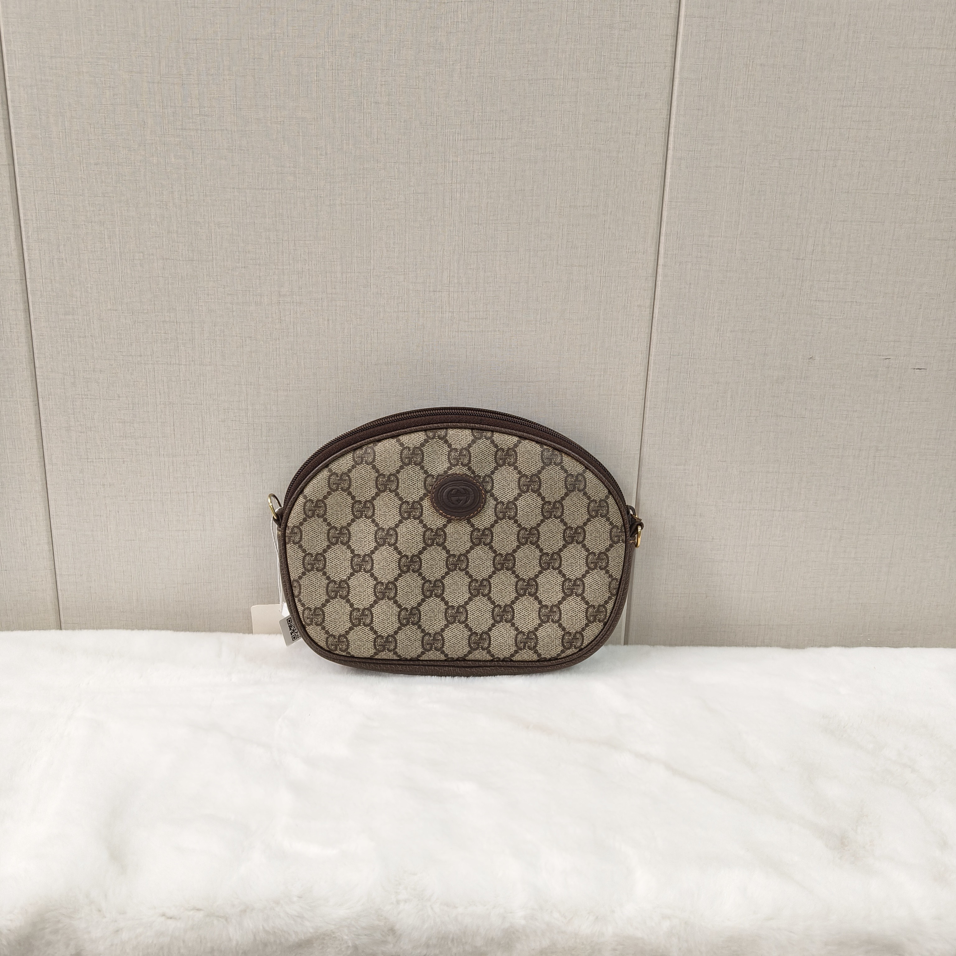 95新 GUCCI/古驰 暮野奢品/古驰斜挎贝壳包/31001