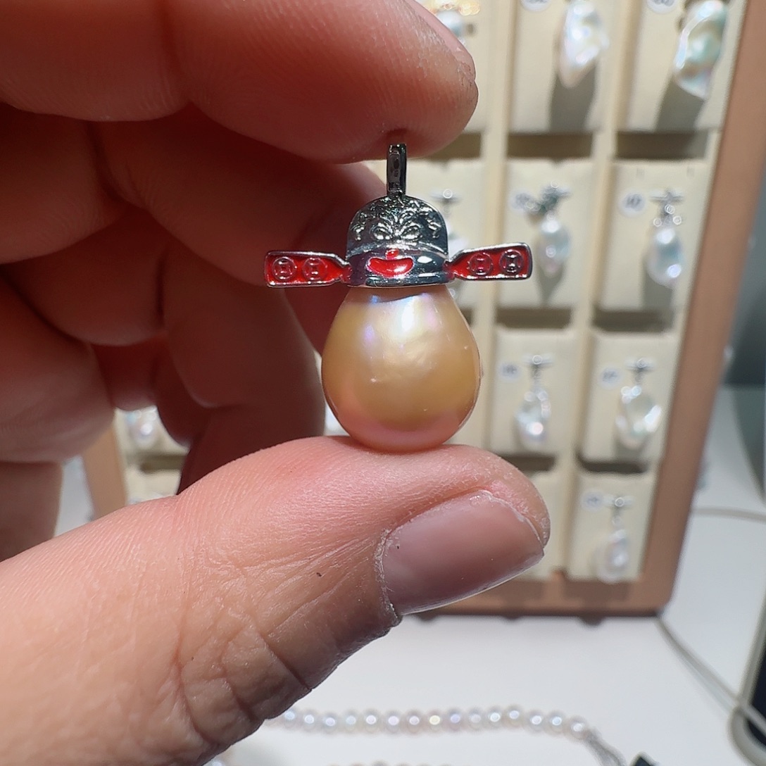 淡水珍珠颈饰合金