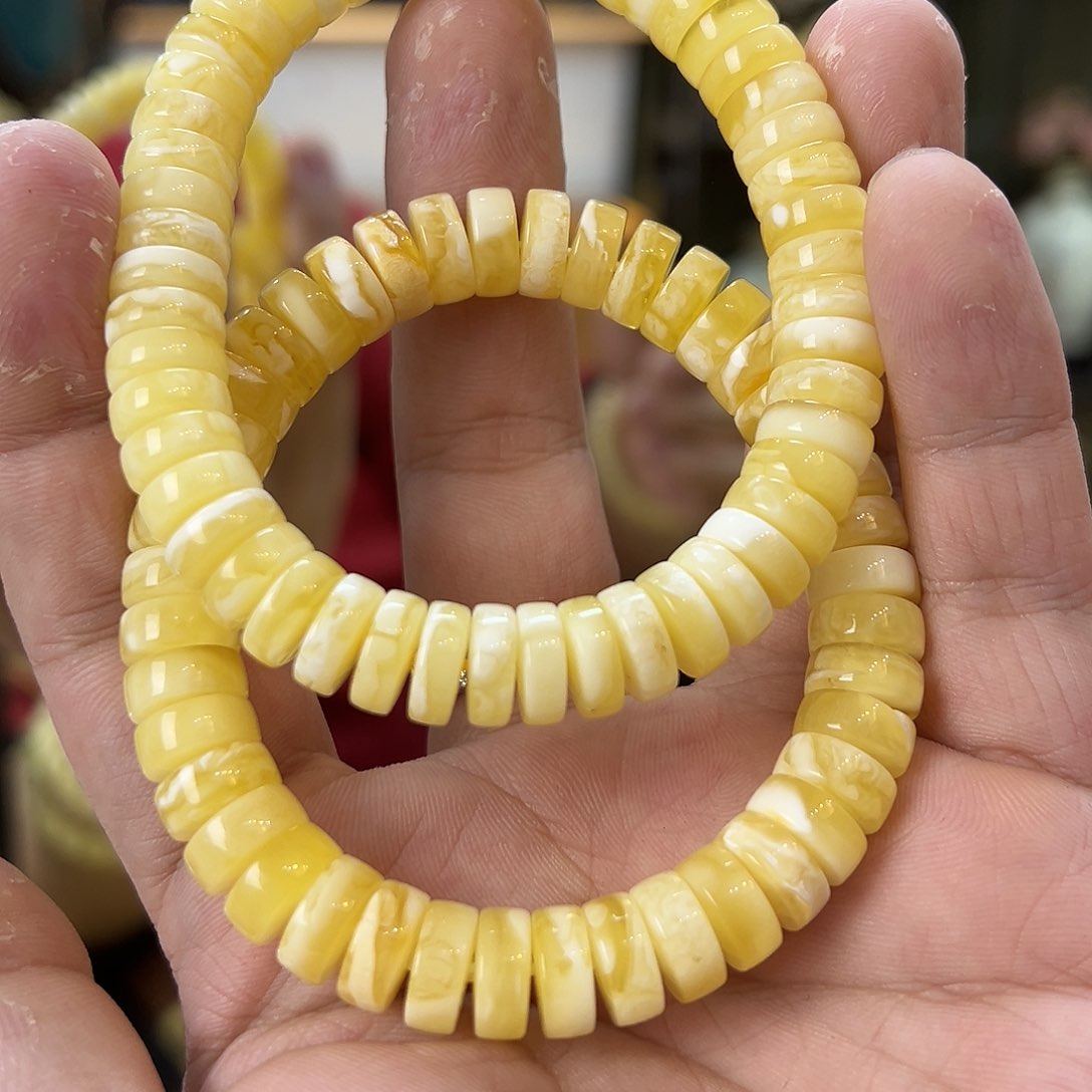 琥珀珠宝奇石未镶嵌多样性发其一