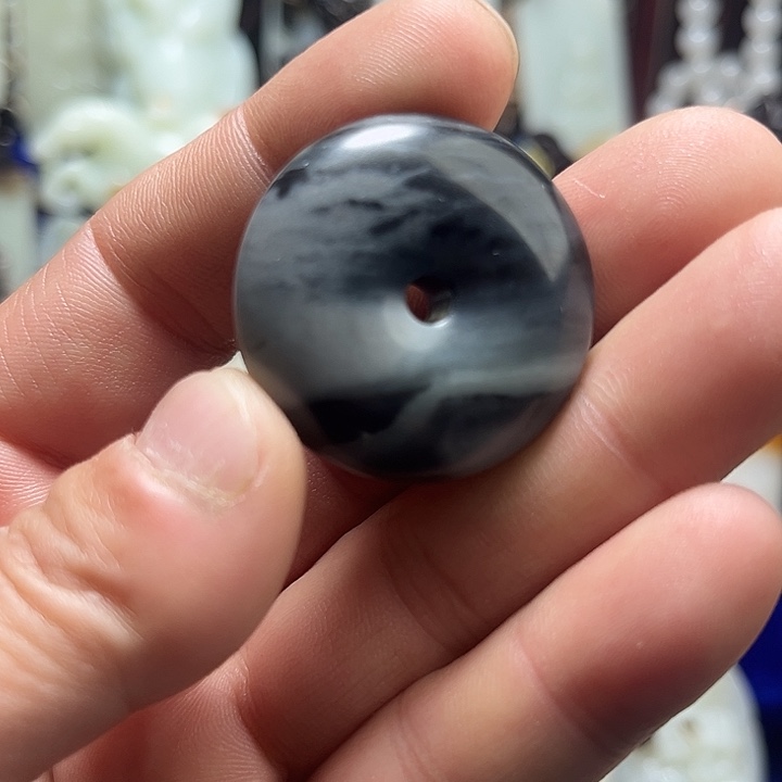 用***3和田玉未镶嵌吊坠(不含链)