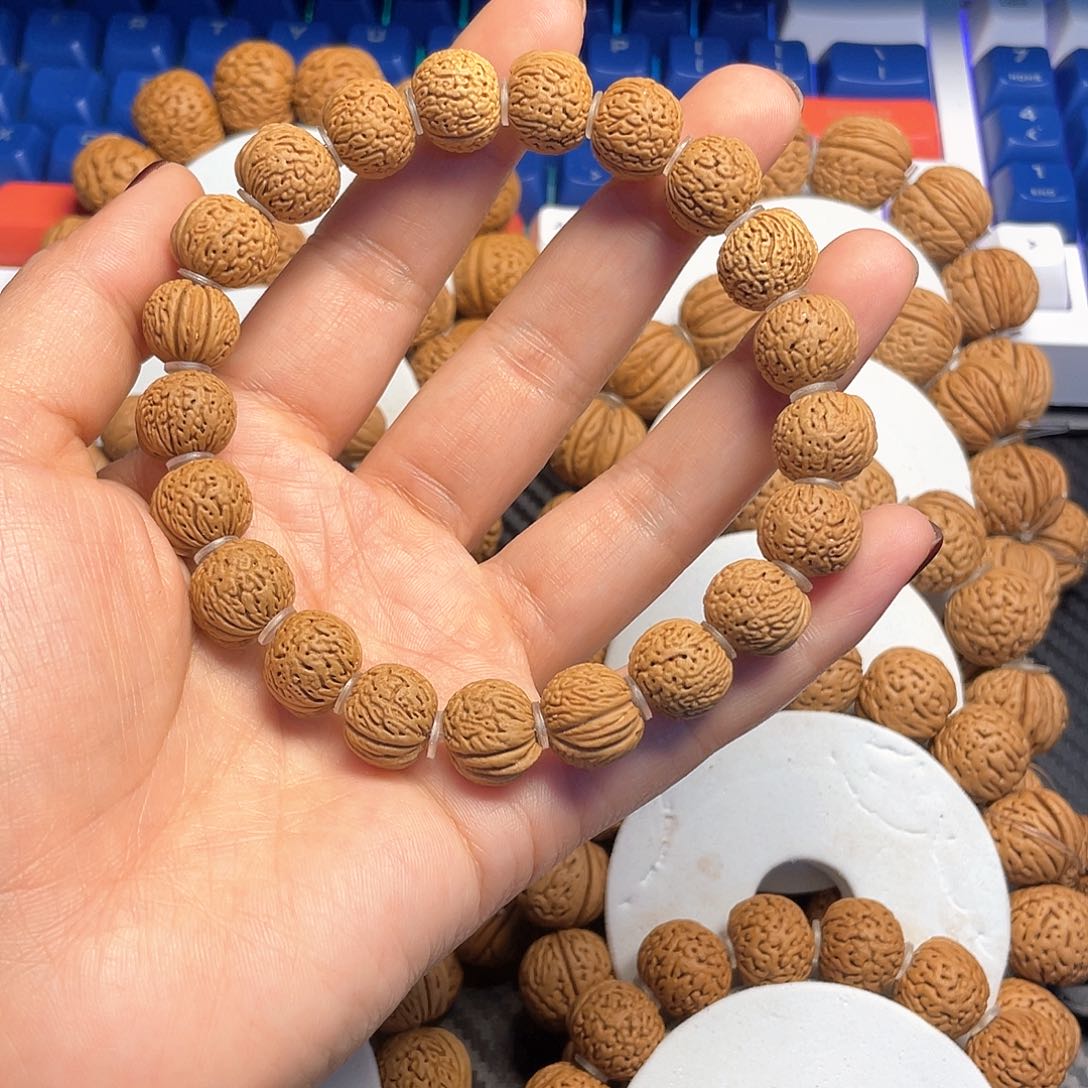 桃木刁***间桃核手串12+桃核手串