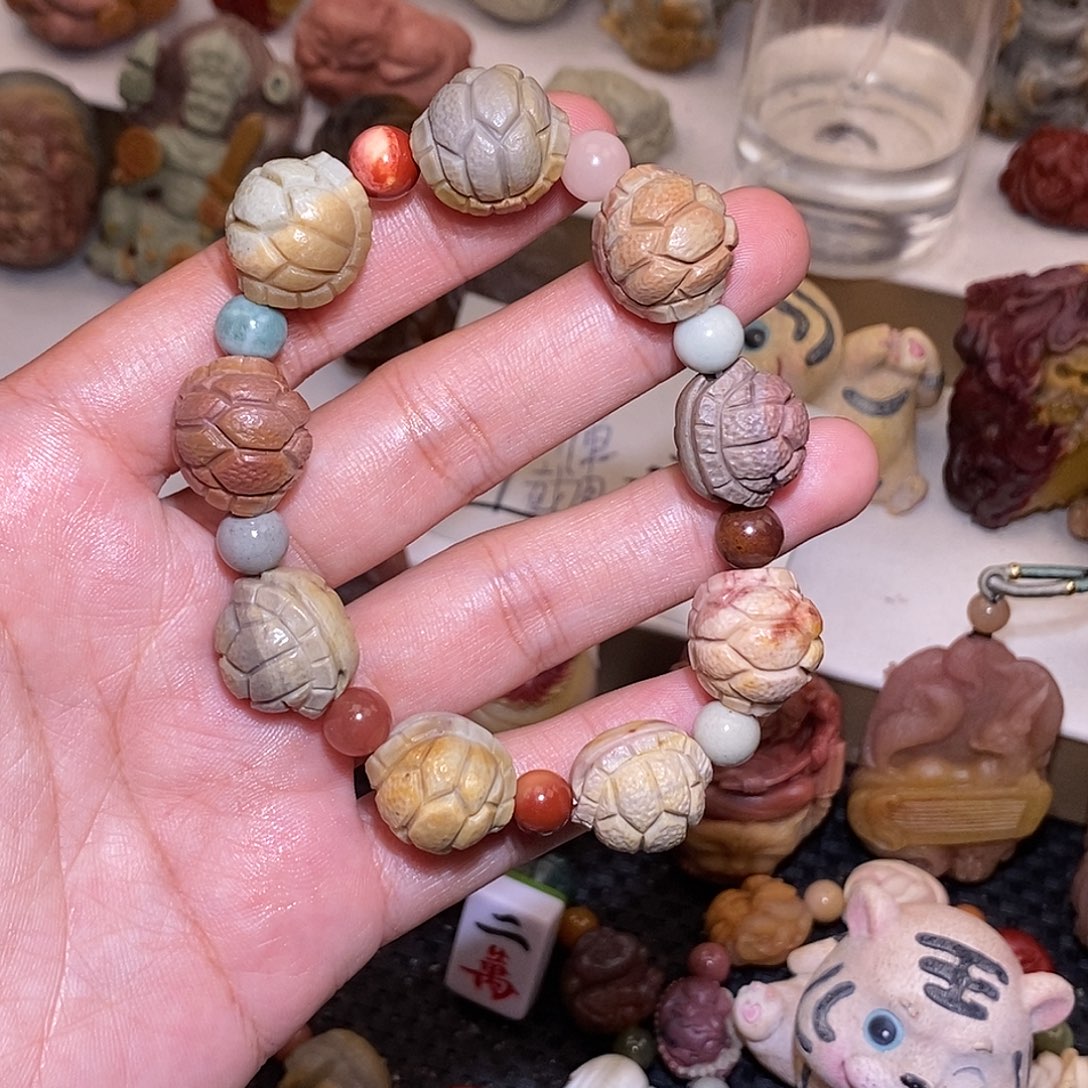 石英质玉（阿拉善玉）未镶嵌手链