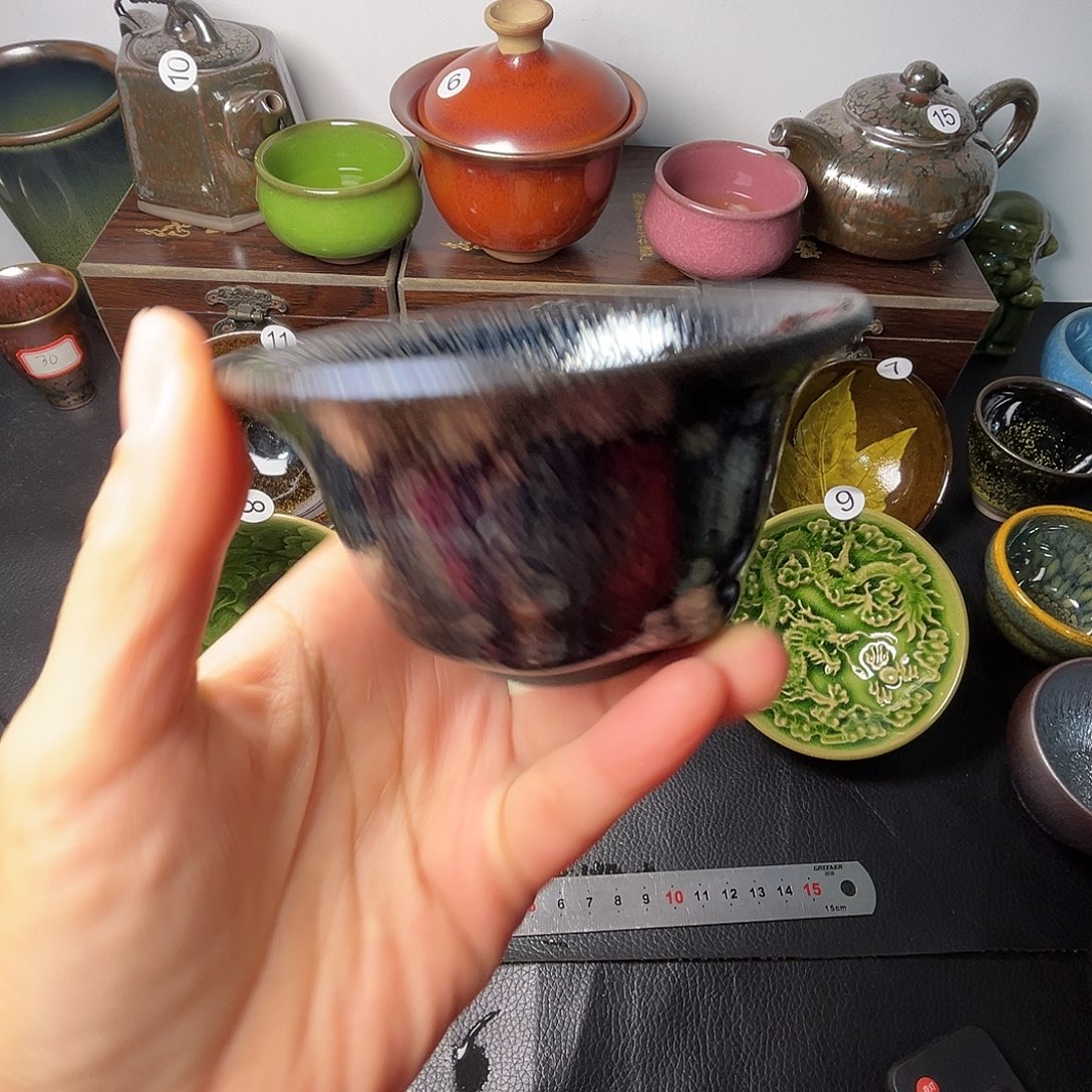 茶盏在这条街等的时间很