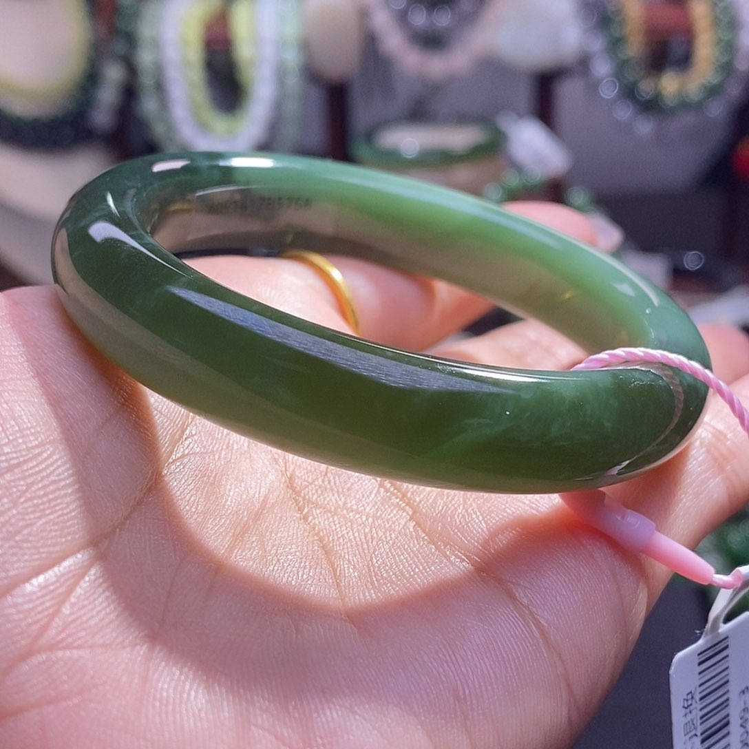 和田玉毕业级老矿料高冰底碧玉猫眼手镯57.6未镶嵌