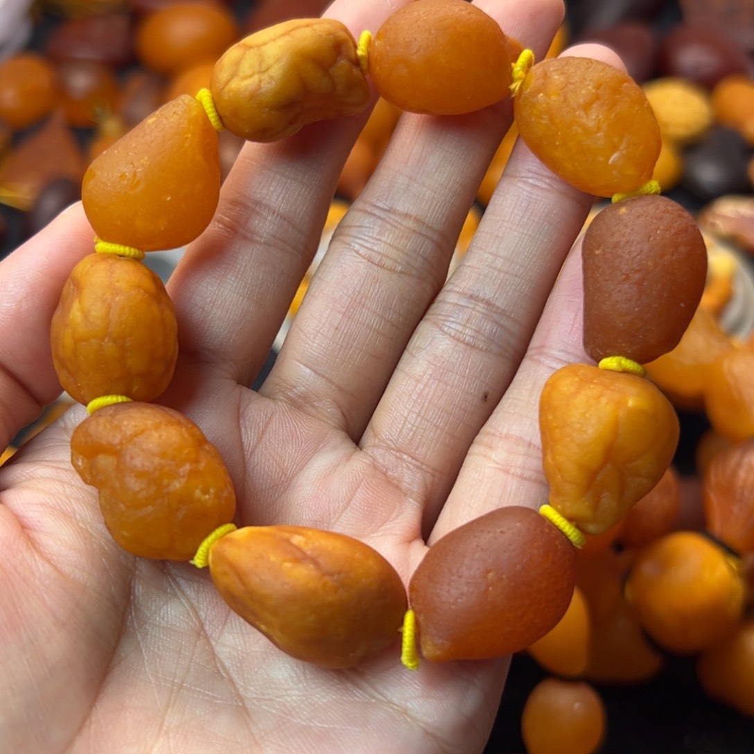 琥珀裸石未镶嵌天然蜜蜡