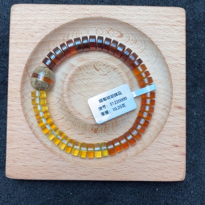 琥珀未镶嵌珠宝奇石8mm三宝药片珠黄酮一线天枣珠设计手串