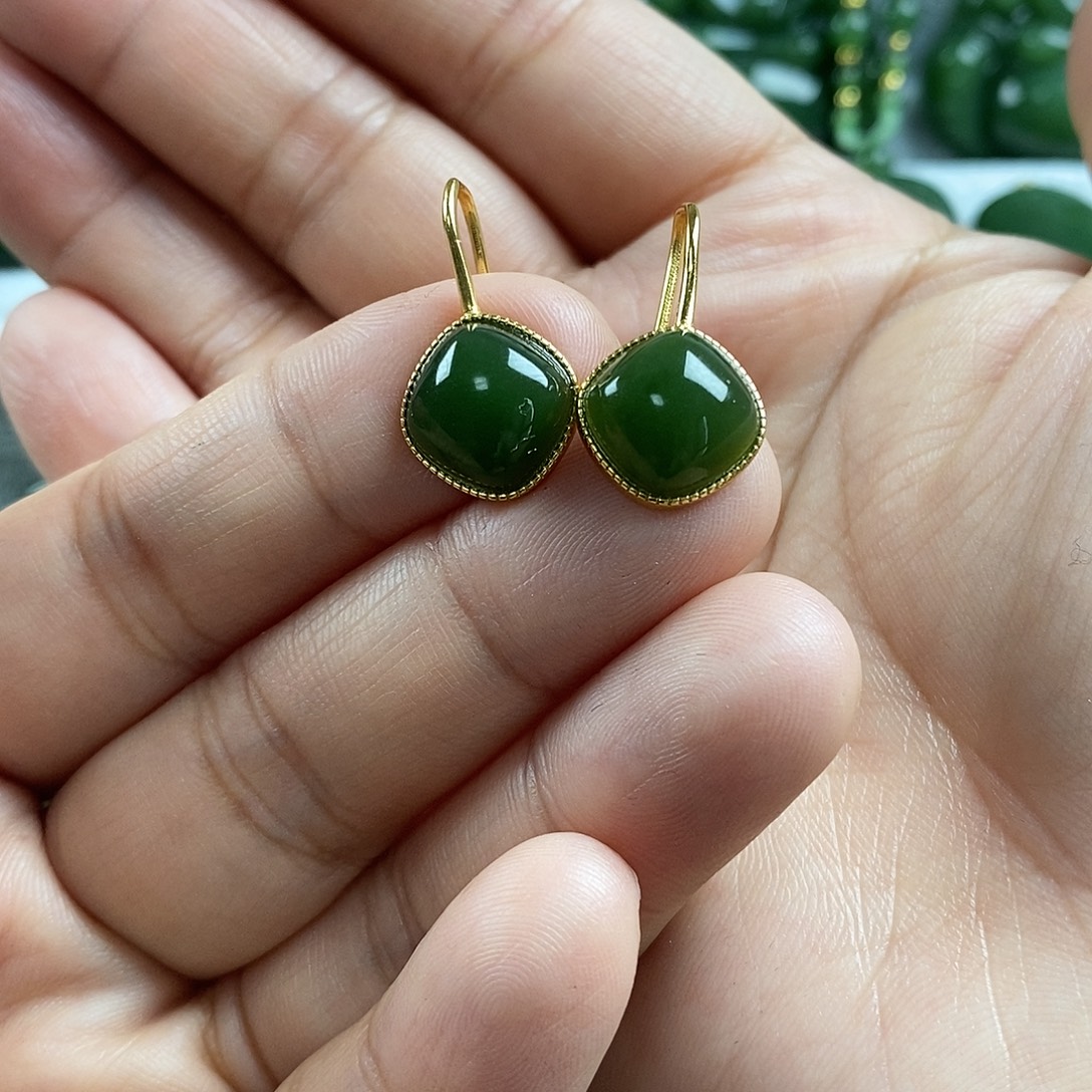 和田玉（碧玉）未镶嵌颈饰