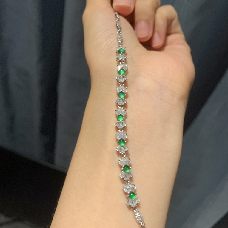 天然A货翡翠绿蛋手链