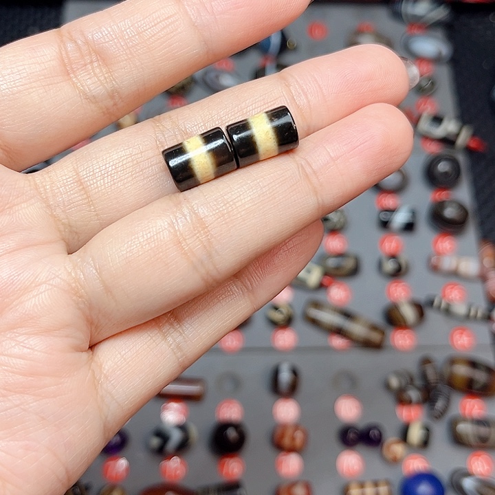 未镶嵌玛瑙/玉髓珠宝半成品尚****制