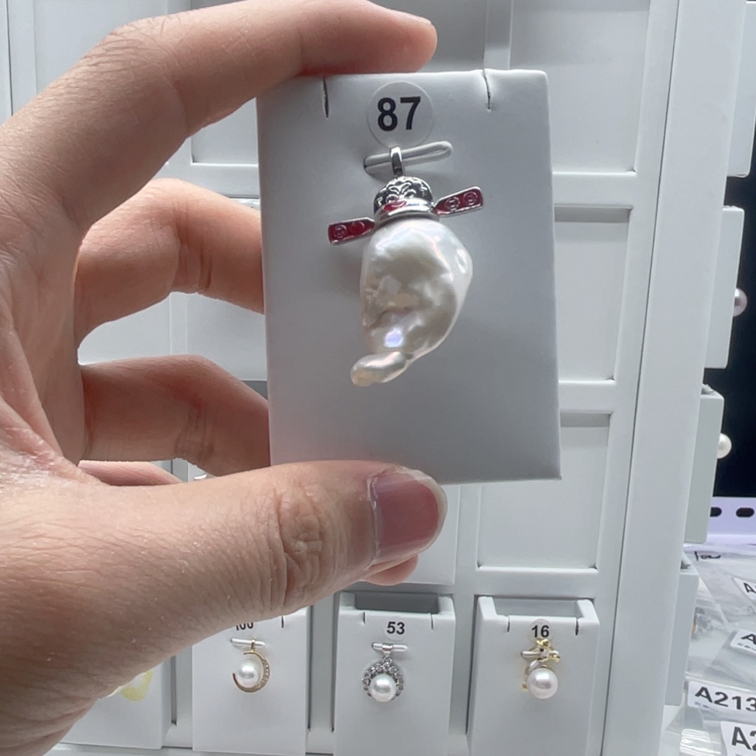 合金颈饰淡水珍珠