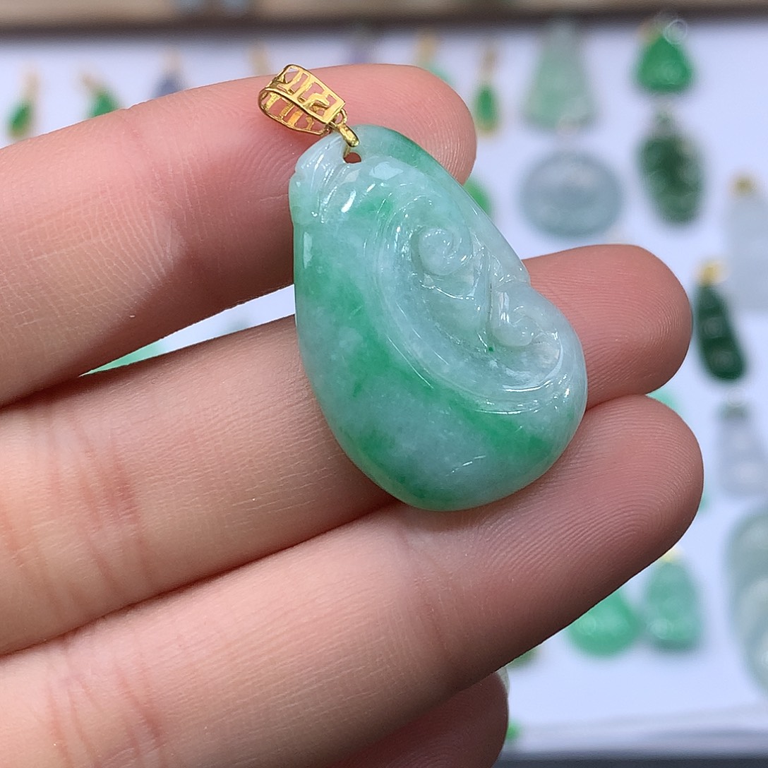 翡翠未镶嵌吊坠(不含链)