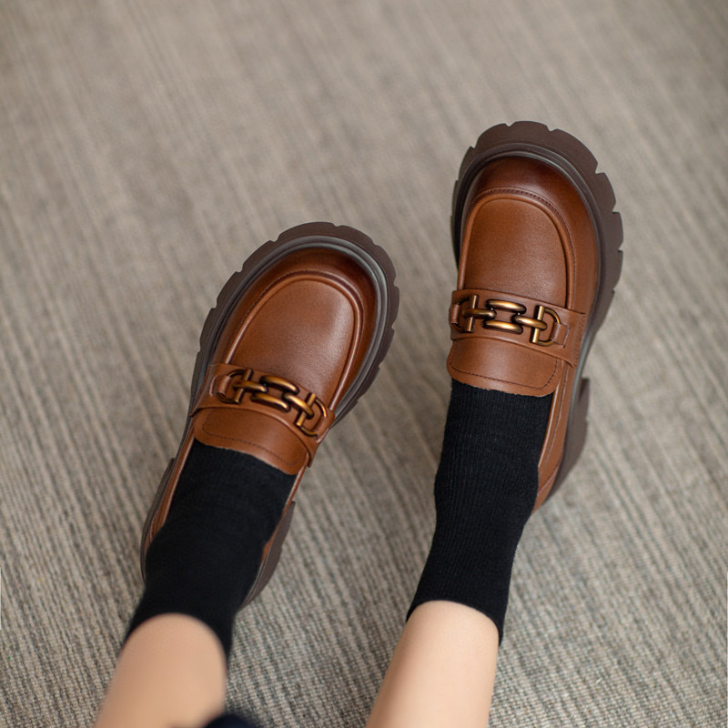 断码清货！3126头层牛皮乐福鞋，发泡橡胶底跟高约5cm