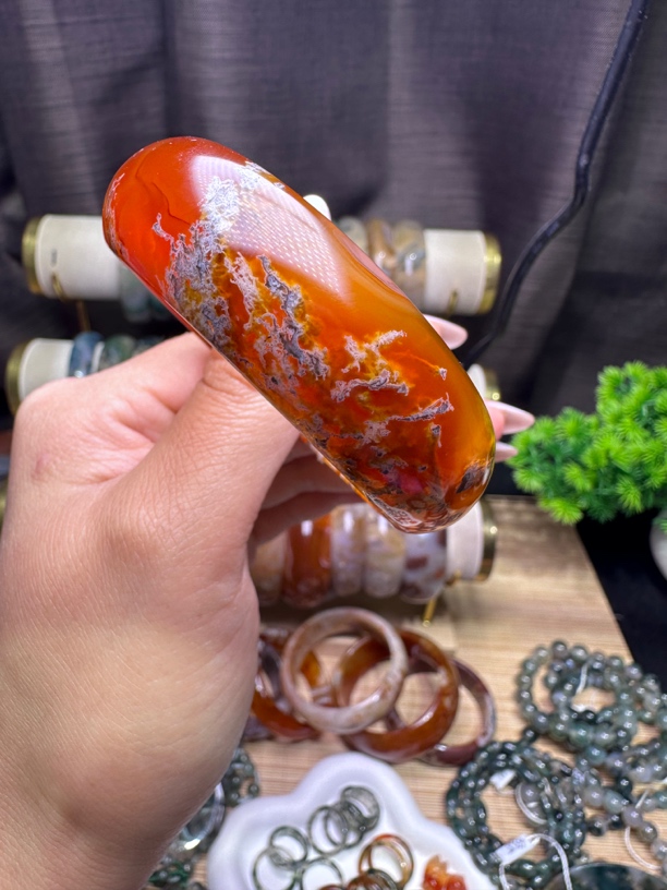 天然阜新红油水草玛瑙独特视觉阜新玛瑙盛宴