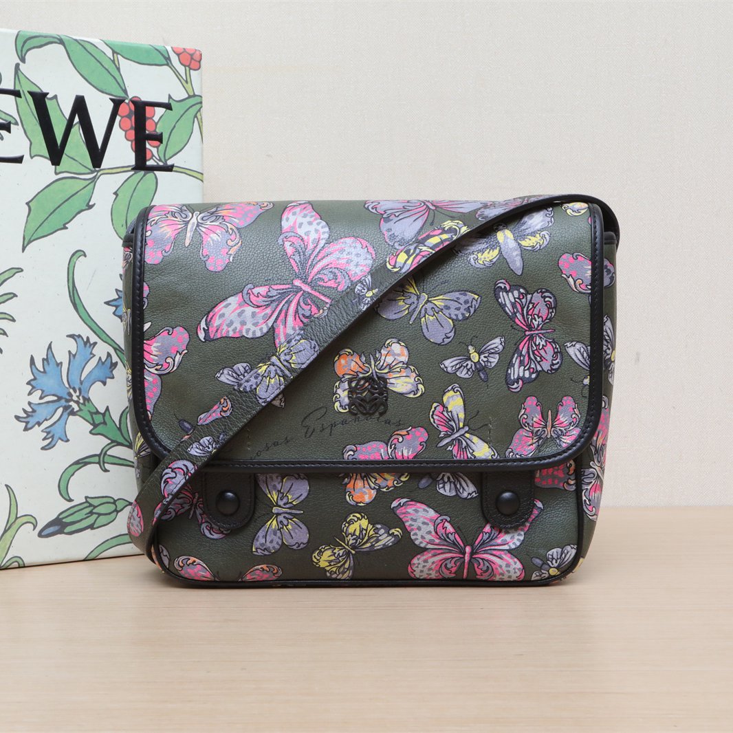 95新 LOEWE/罗意威 【娇】印花 皮革C 蝴蝶 邮差单肩包093128