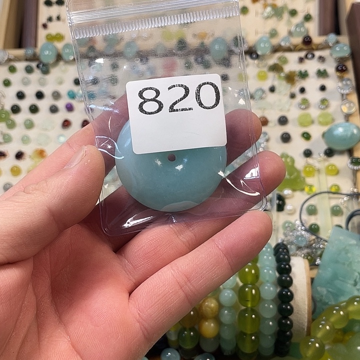 蛇纹石玉合金耳钉