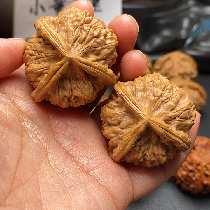 文玩核桃吊坠三棱40尺