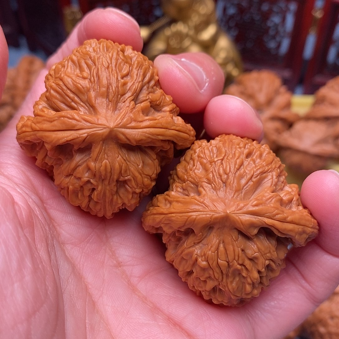 把件文玩核桃毕业粗棱肉球南疆石42尺