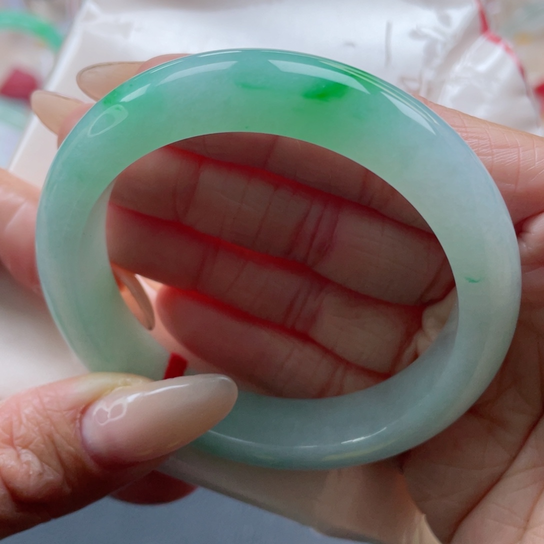 未镶嵌手镯翡翠55.3圈 春色满园关不住 辣色 毕业 6号