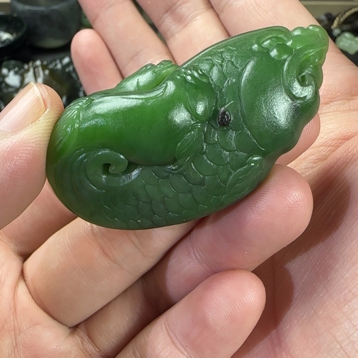 和田玉未镶嵌挂件定制