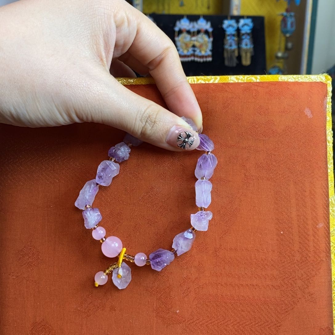 王***”紫晶珠宝半成品未镶嵌