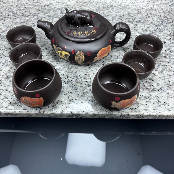 牛转乾坤扁壶一壶六杯（2龙蛋4客杯）