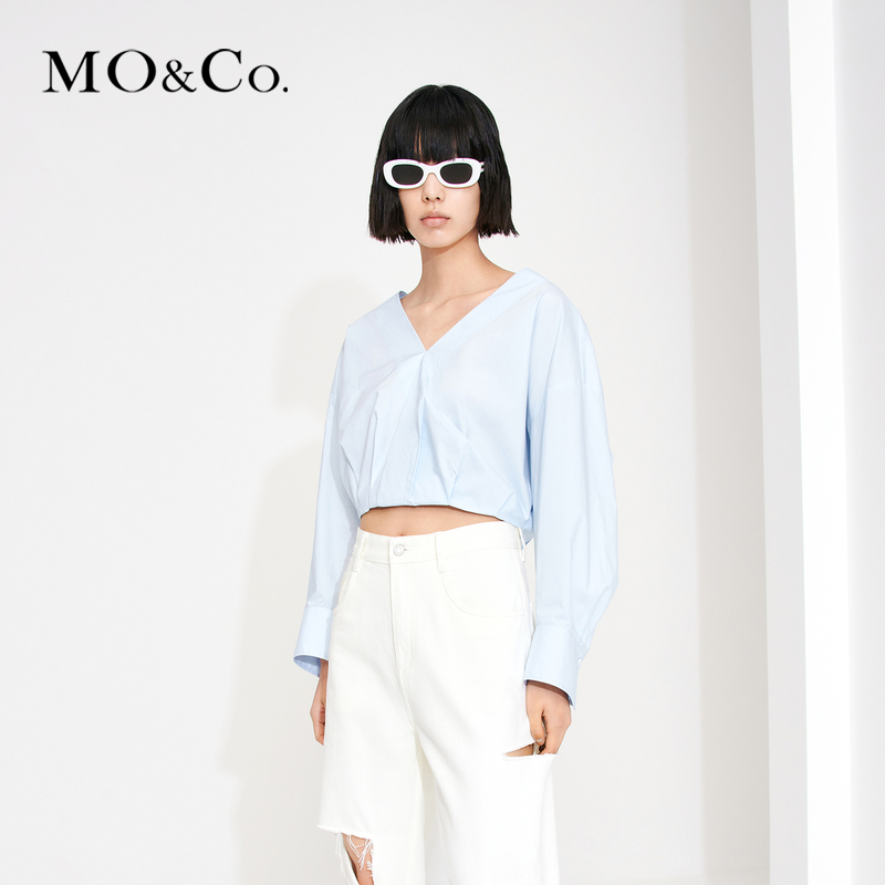 【赵老板专属】MOCO夏季宽松V领短款长袖棉质衬衣上衣MBC2TOPT16