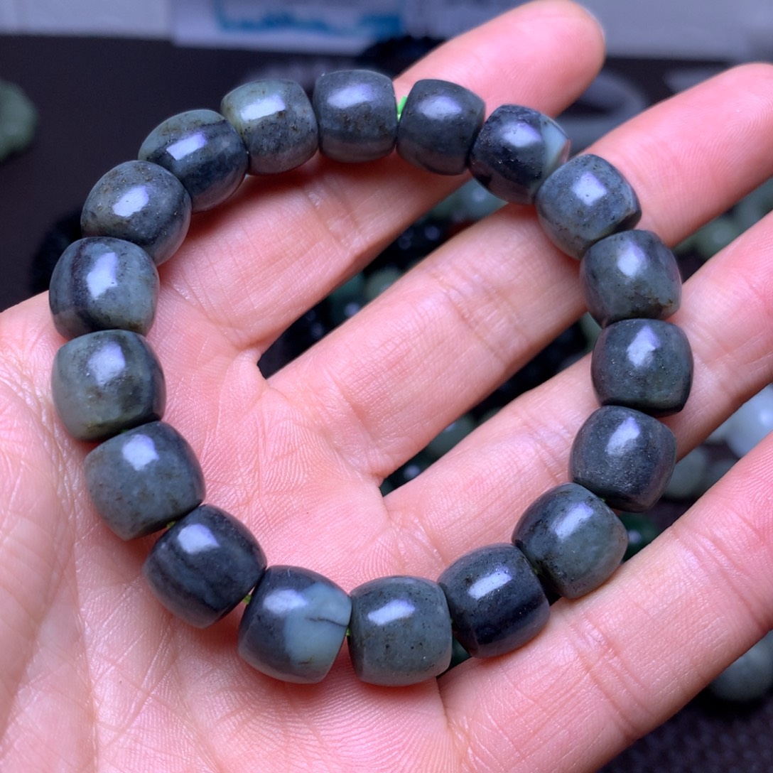 和田玉未镶嵌手串