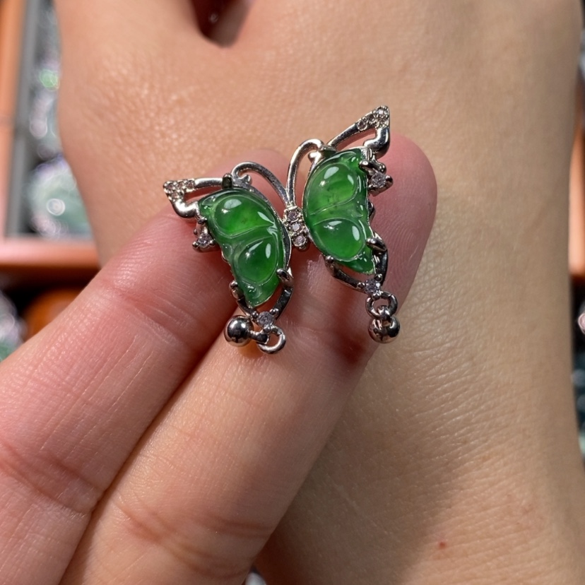 【闪购商品】翡翠颈饰未镶嵌天然