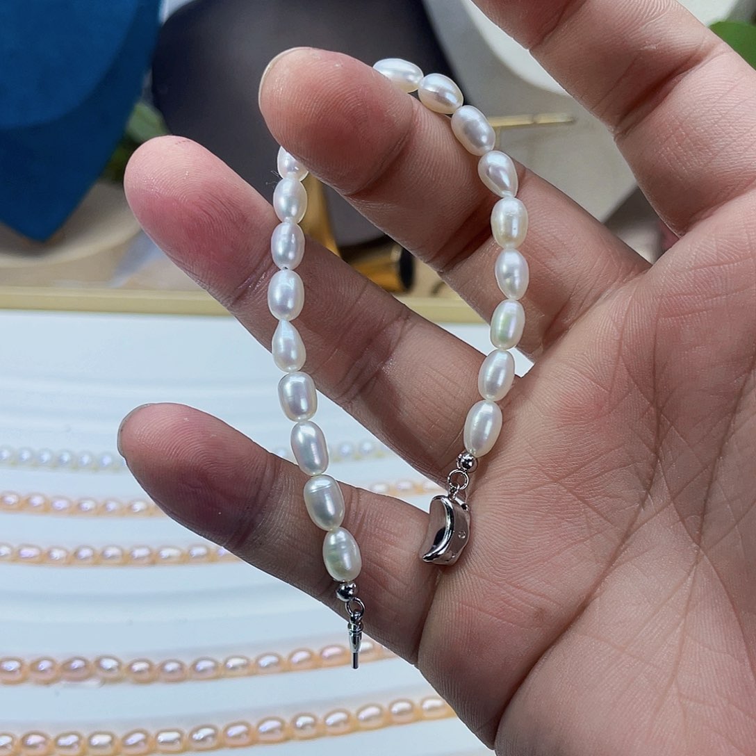 淡水珍珠手链合金