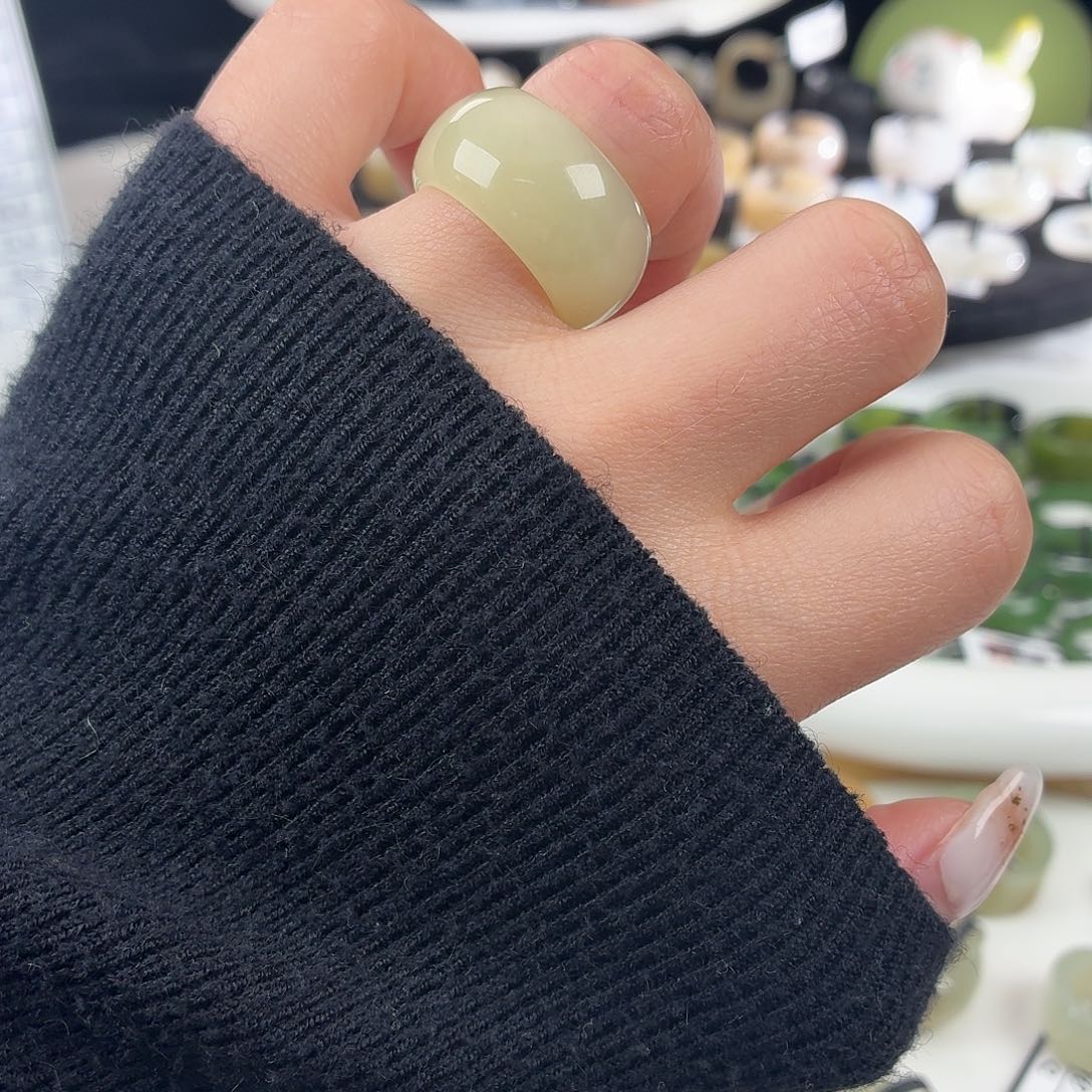 和田玉未镶嵌戒指S23奶绿墩墩17.2