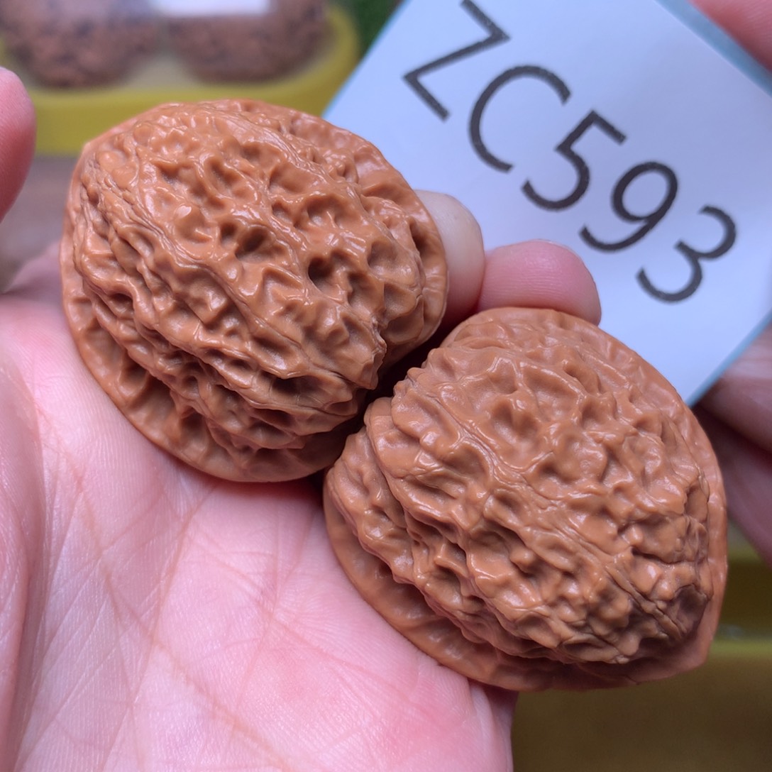 文玩核桃把件金牛37