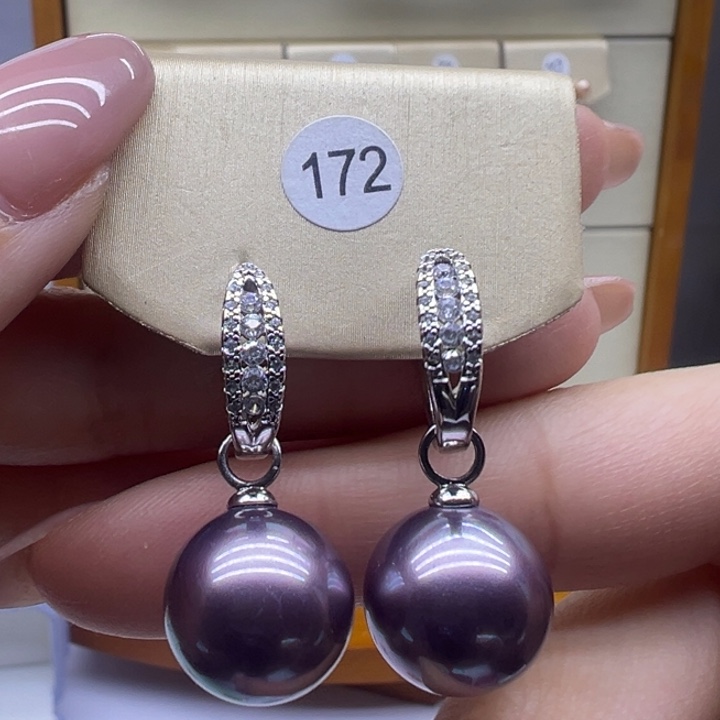 淡水珍珠未镶嵌耳饰