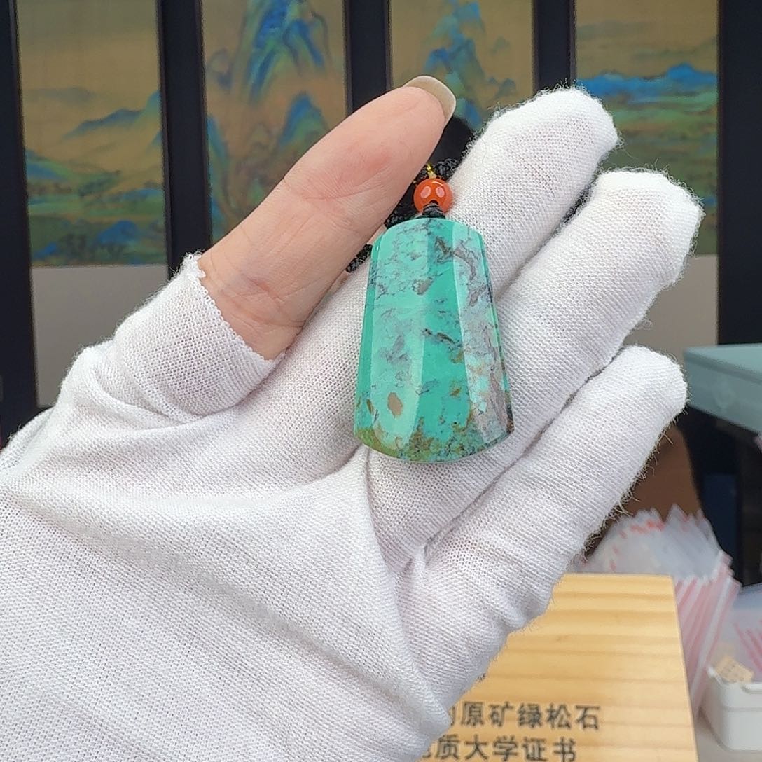 绿松石未镶嵌珠宝奇石