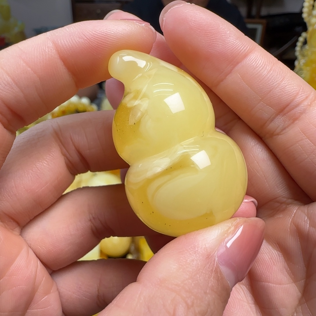 蜜蜡未镶嵌珠宝奇石微瑕
